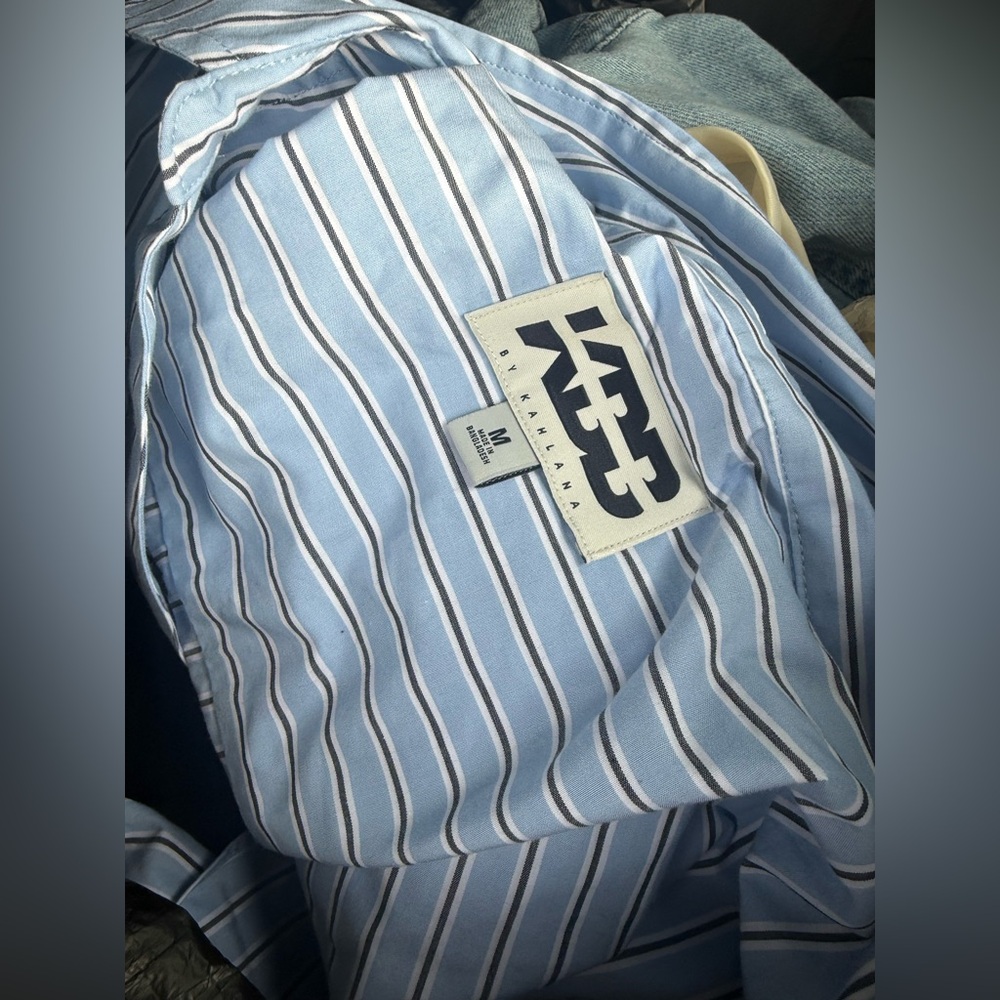 KBB by KAHLANA Women's Long Sleeve 'The Tie Waist Shirtdress'- Light Blue Stripe - Picture 5 of 8